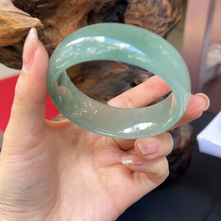 翡翠未镶嵌手镯58mmm