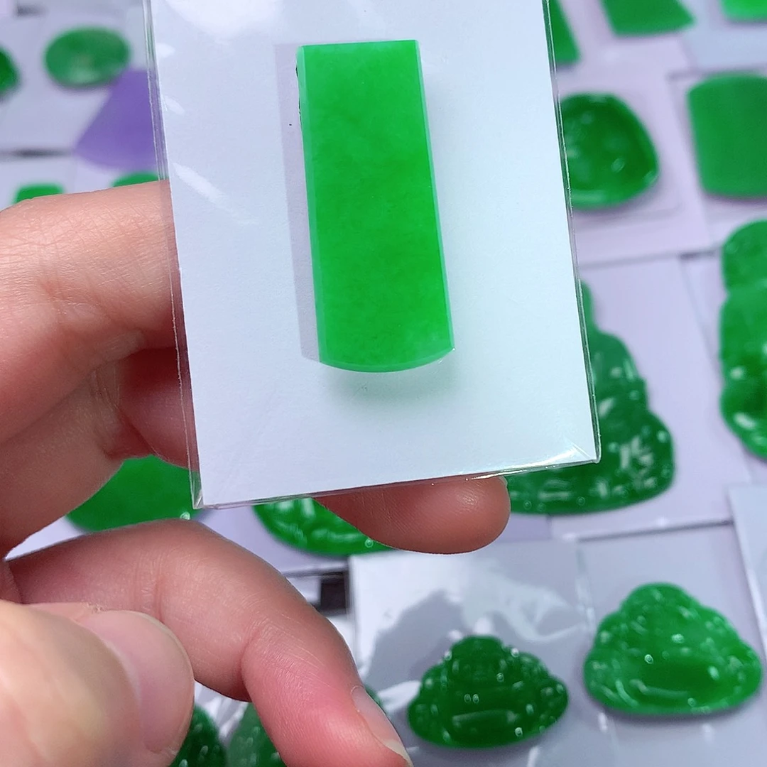 颈饰未镶嵌翡翠天然翡翠