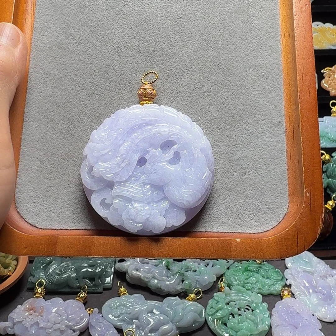 吊坠(赠链)未镶嵌翡翠