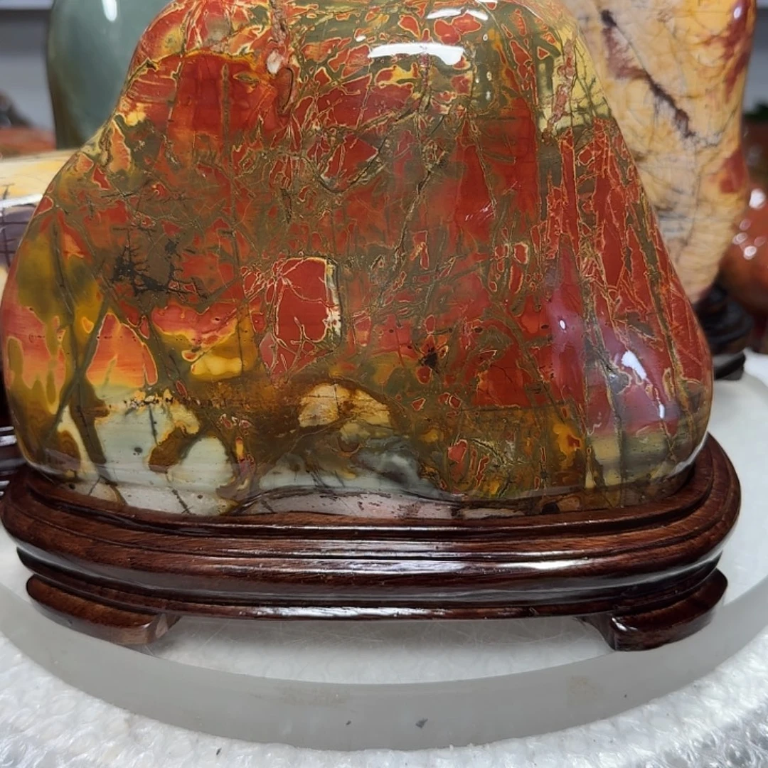 王***琪石材乳源彩石家摆件