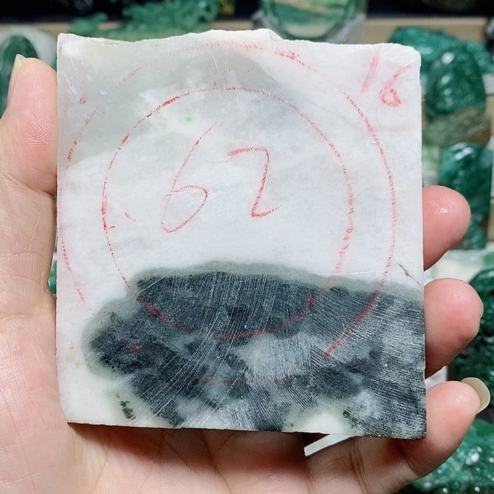 未镶嵌独山玉颈饰