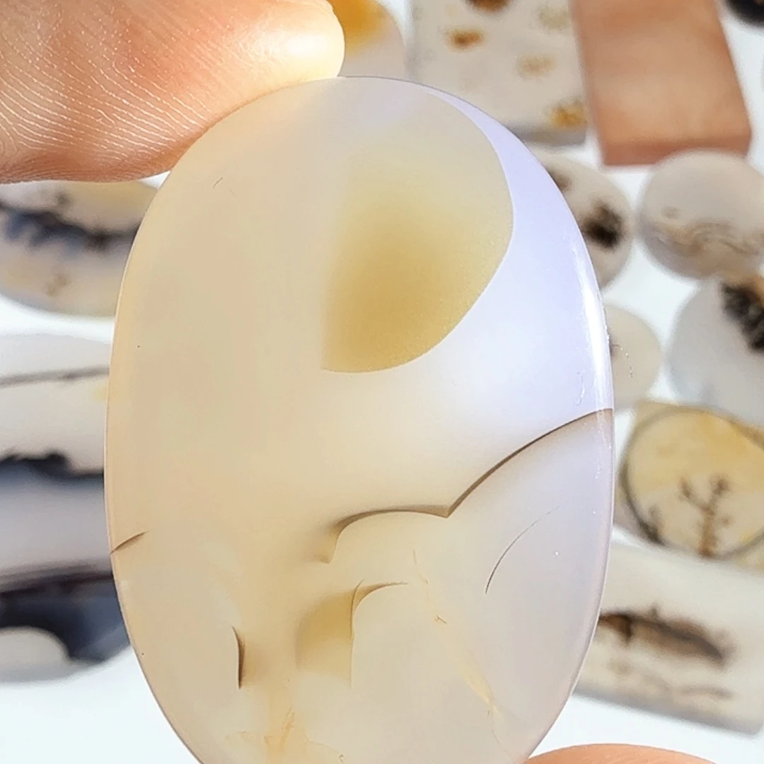 玛瑙/玉髓未镶嵌珠宝半成品