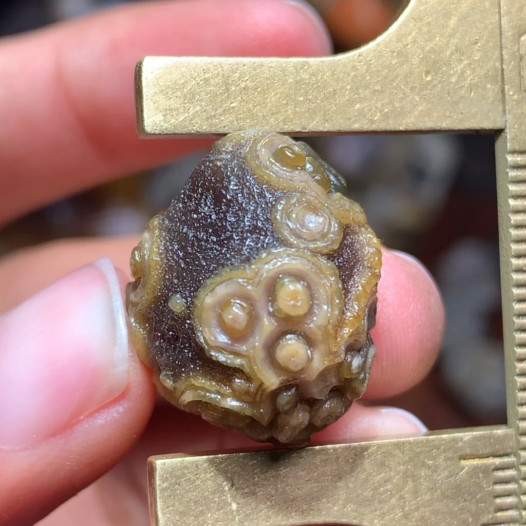 未镶嵌玛瑙/玉髓珠宝半成品