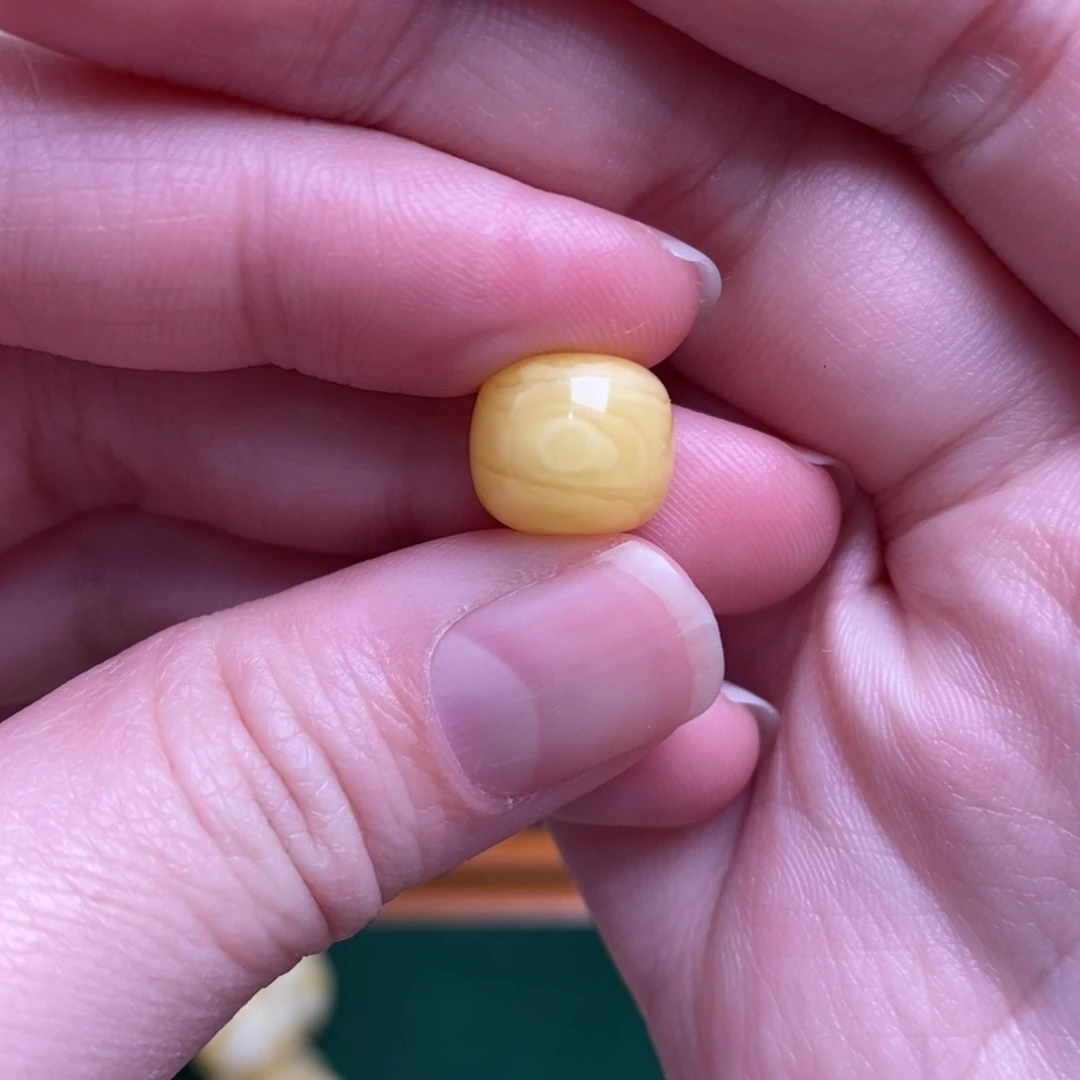 蜜蜡未镶嵌珠宝奇石10.7✖️9.3