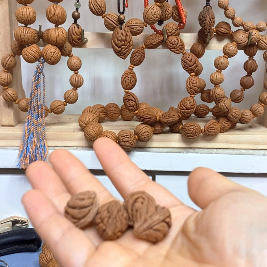 C***n桃核手串11111111111