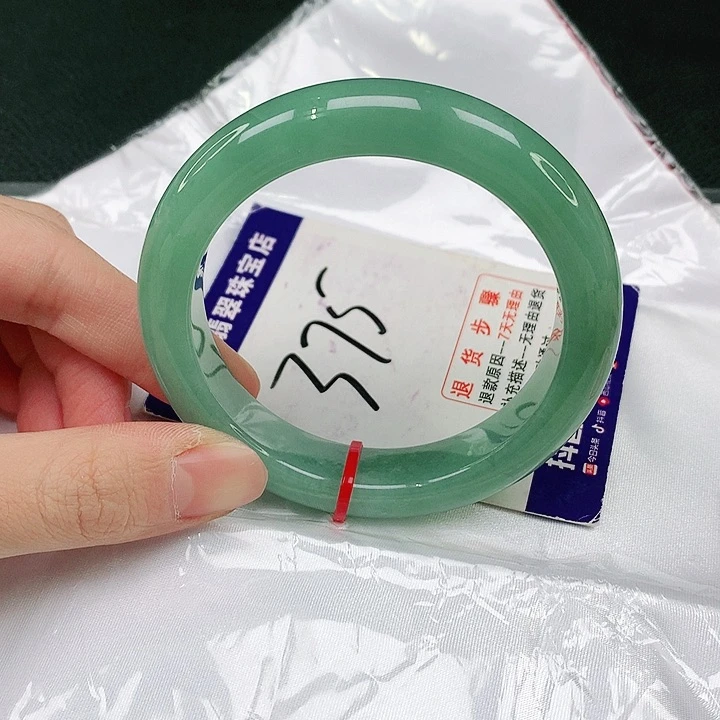 未镶嵌手镯翡翠翡翠手镯