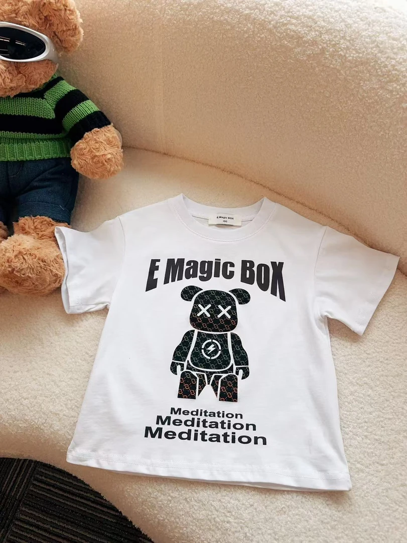 亿洋童装定制”渲染熊"儿童夏季限量款短袖B5876