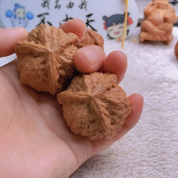 吊坠文玩核桃?****?三棱