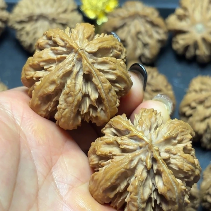 遇***己吊坠文玩核桃秦岭灯笼23