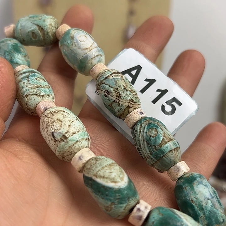 夜***色玛瑙/玉髓颈饰未镶嵌