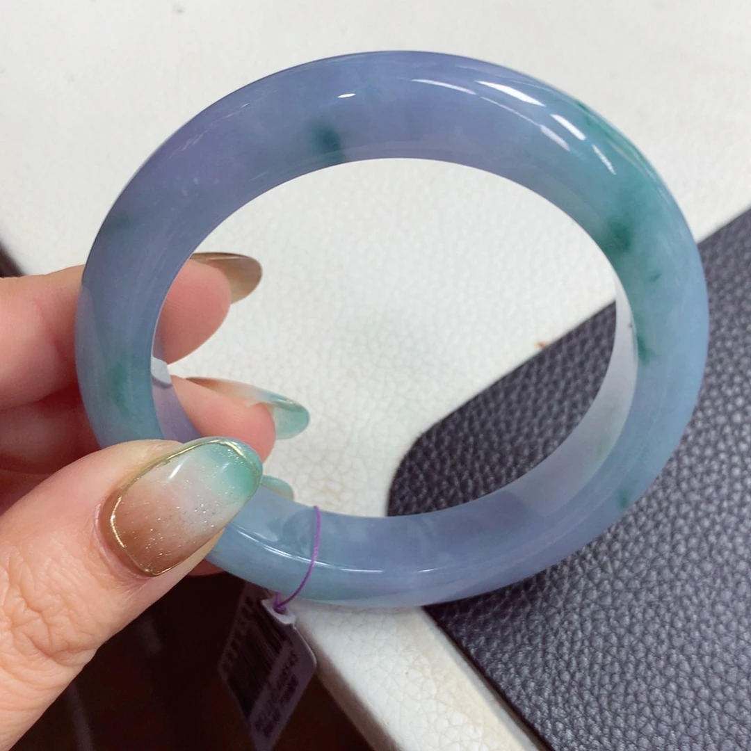 未镶嵌手镯翡翠缅甸