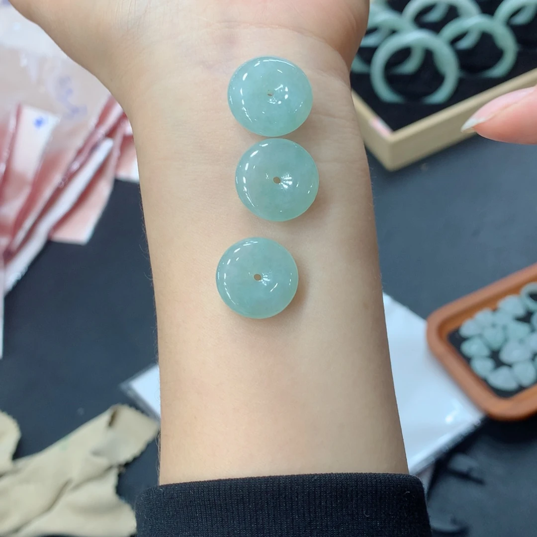 颈饰未镶嵌翡翠多样性发1