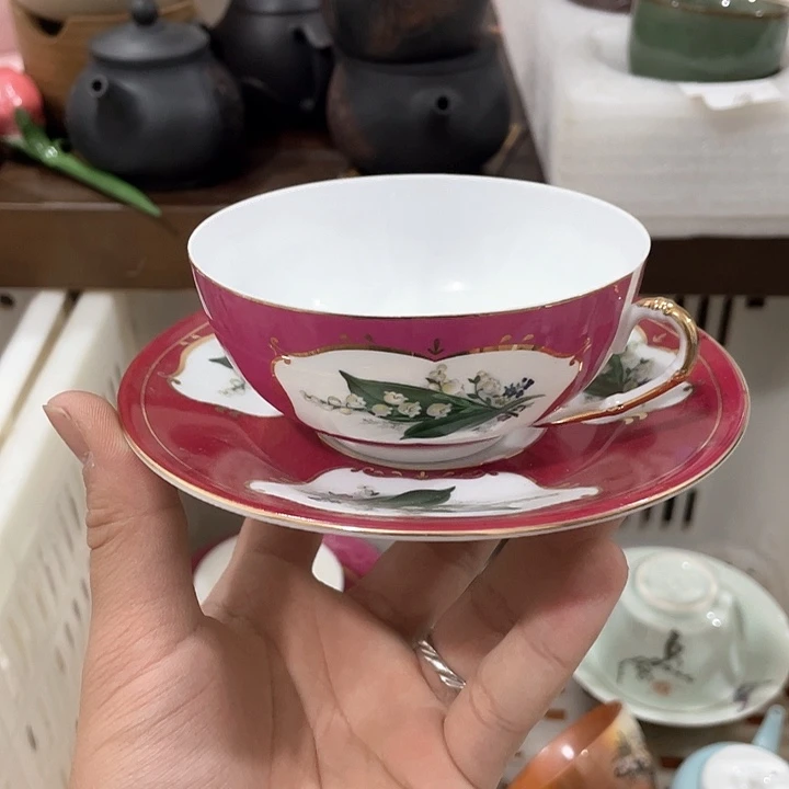 陶瓷茶具全部清清完回家过年