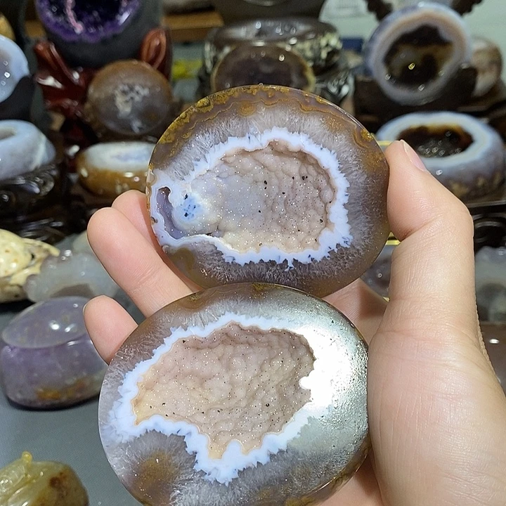 水晶未镶嵌摆件聚宝盆