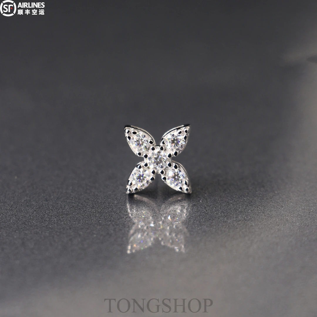 925银莫桑石耳饰 TONGSHOP 925银莫桑钻四角星耳钉小众满钻北极星