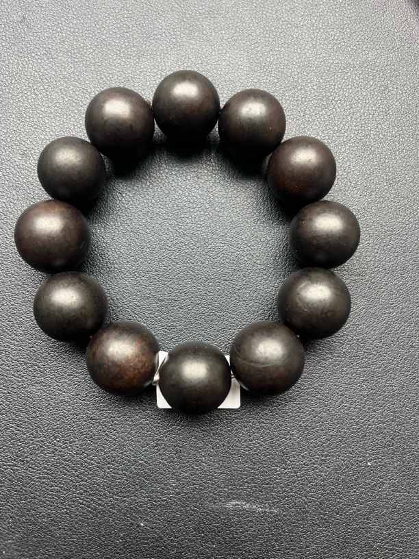 J链接76号文玩手串