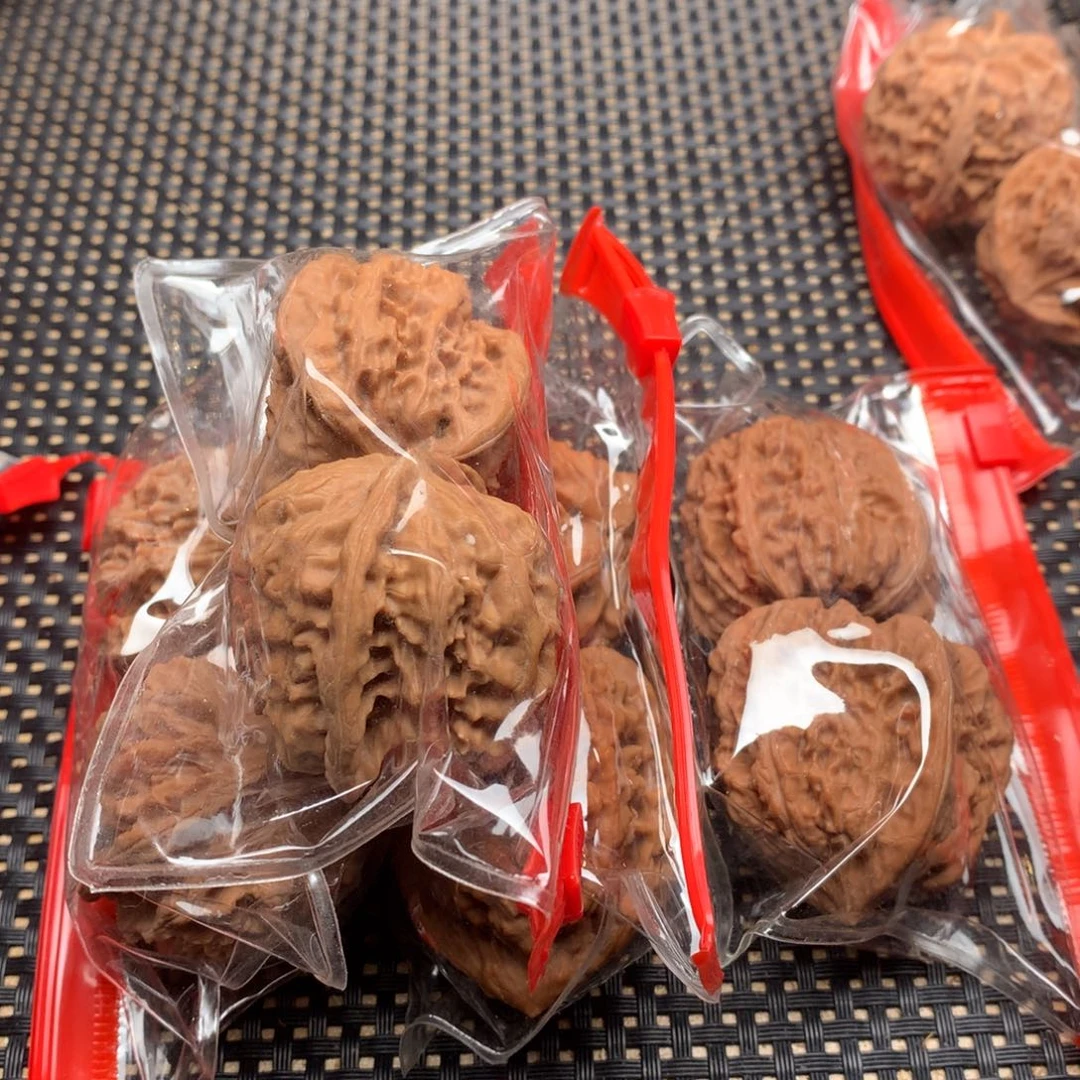 文玩核桃吊坠四队核桃