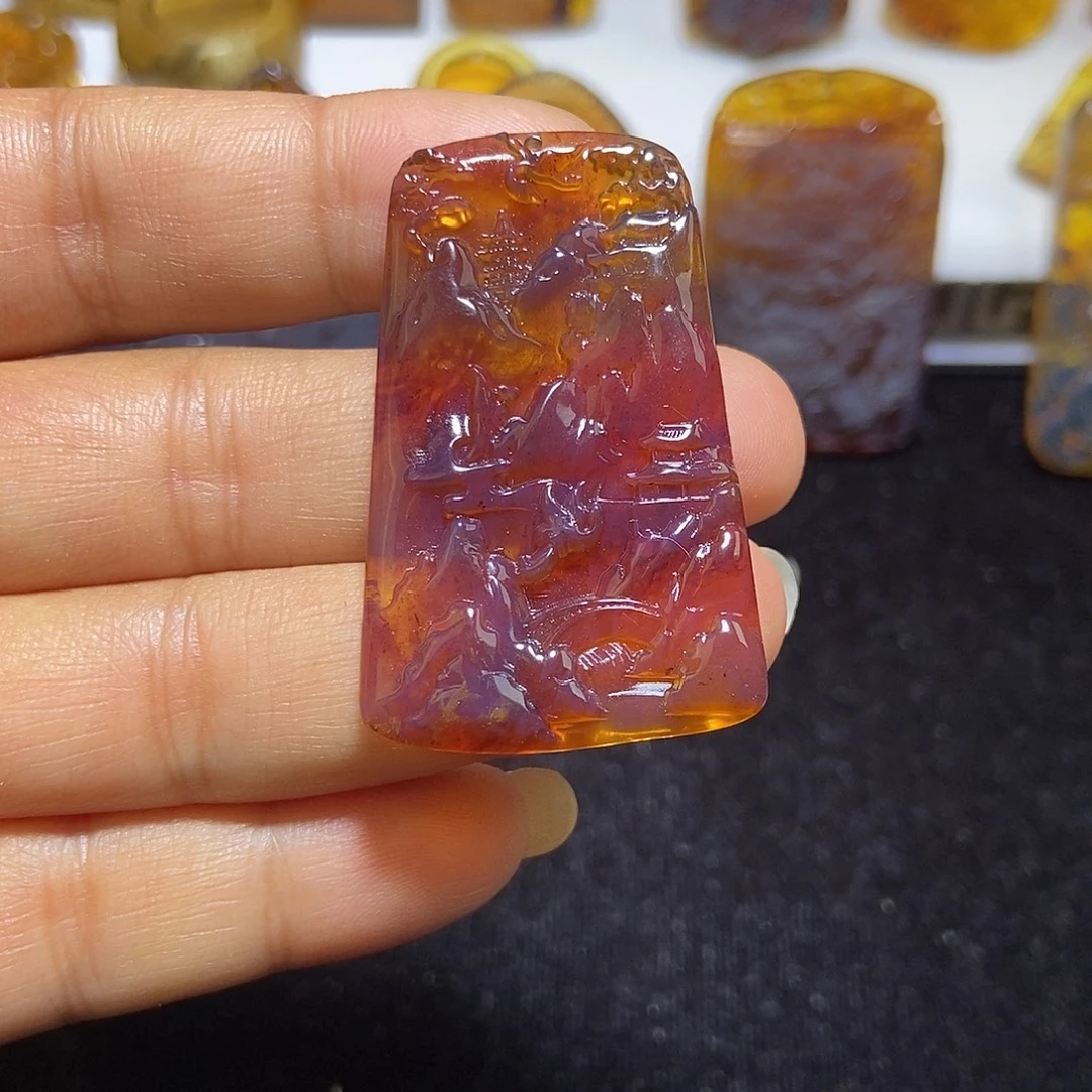 琥珀颈饰未镶嵌缅甸天然琥珀吊坠