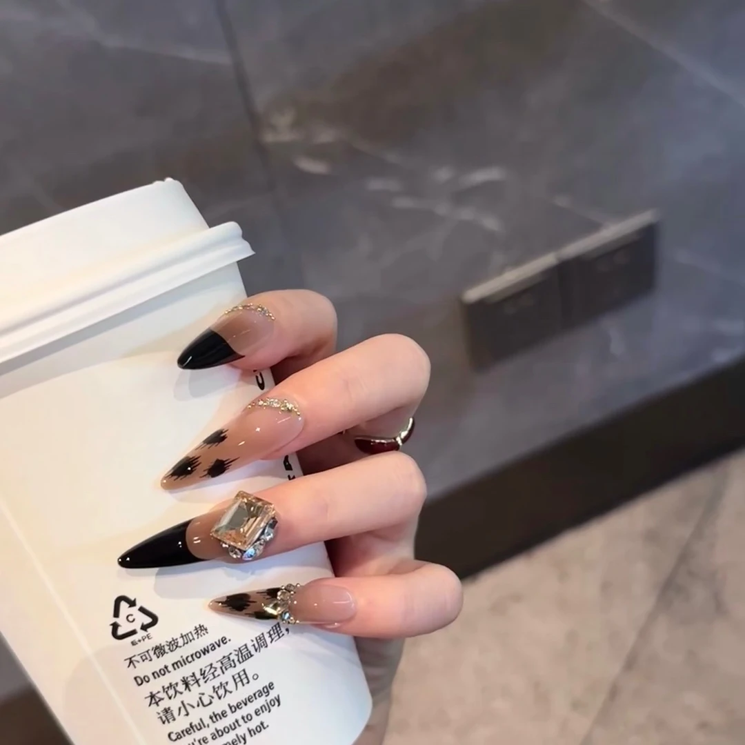 林先生2025年纯手工穿戴甲纯欲轻奢爆闪香槟辣妹显白猫眼穿戴美甲
