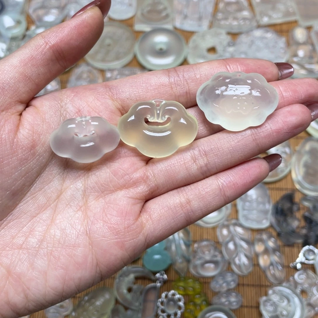 未镶嵌蛇纹石玉颈饰用****0