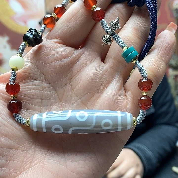 玛瑙/玉髓颈饰合金