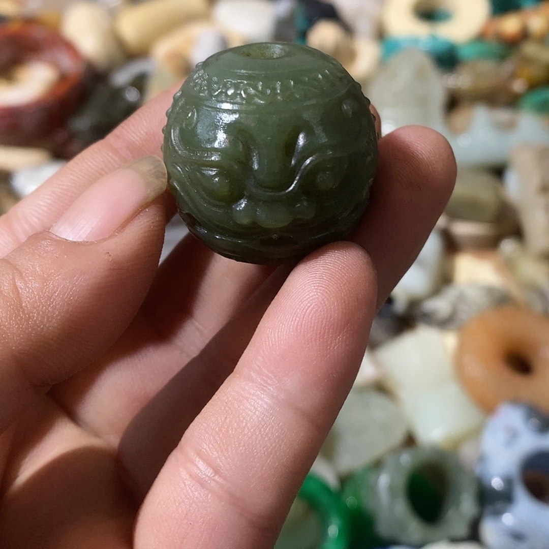 和田玉（糖玉）未镶嵌挂件