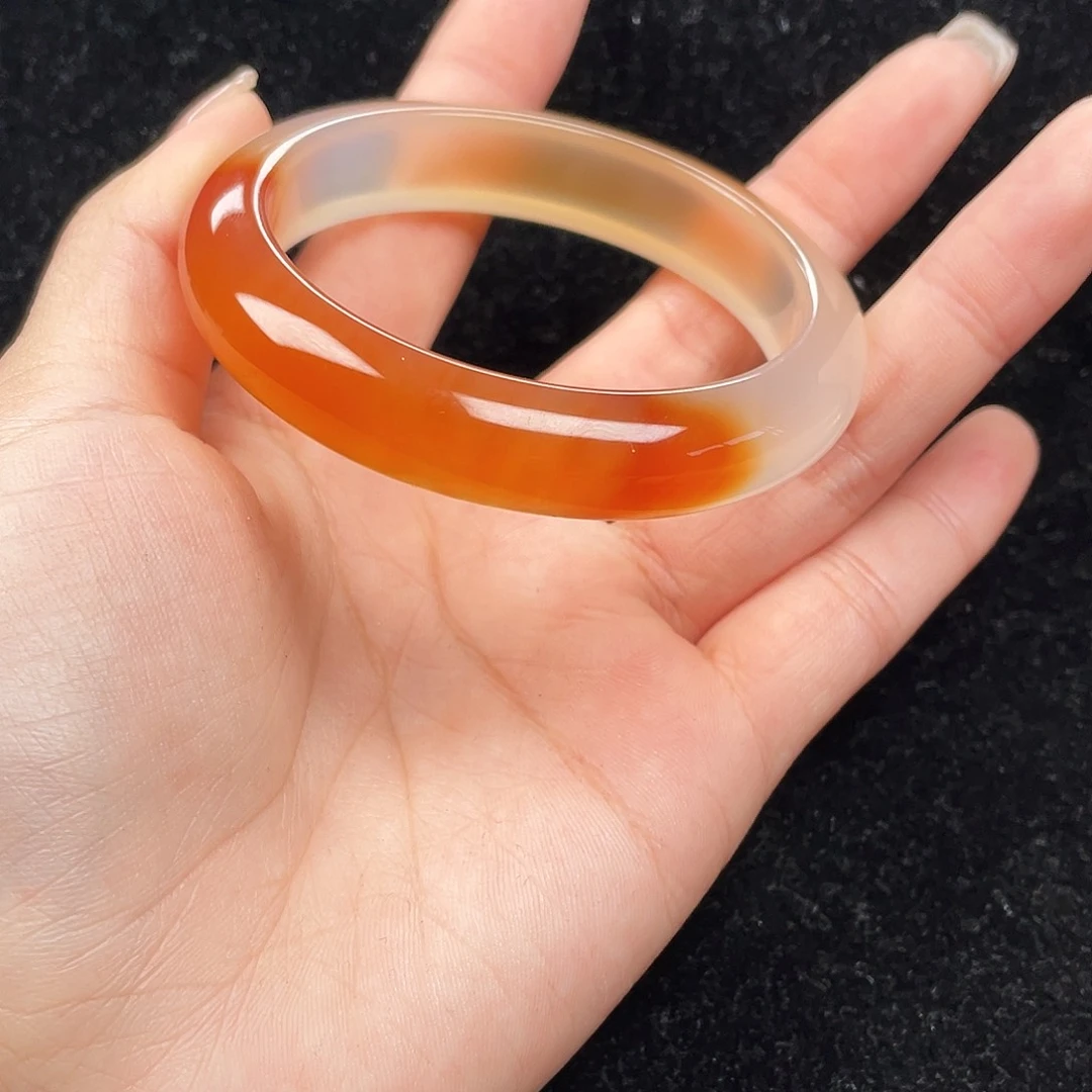 玛瑙/玉髓手镯未镶嵌麒**r