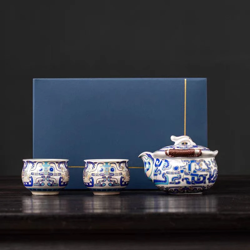 良瓷美品 郑丽卿 手抓宝瓶（众）