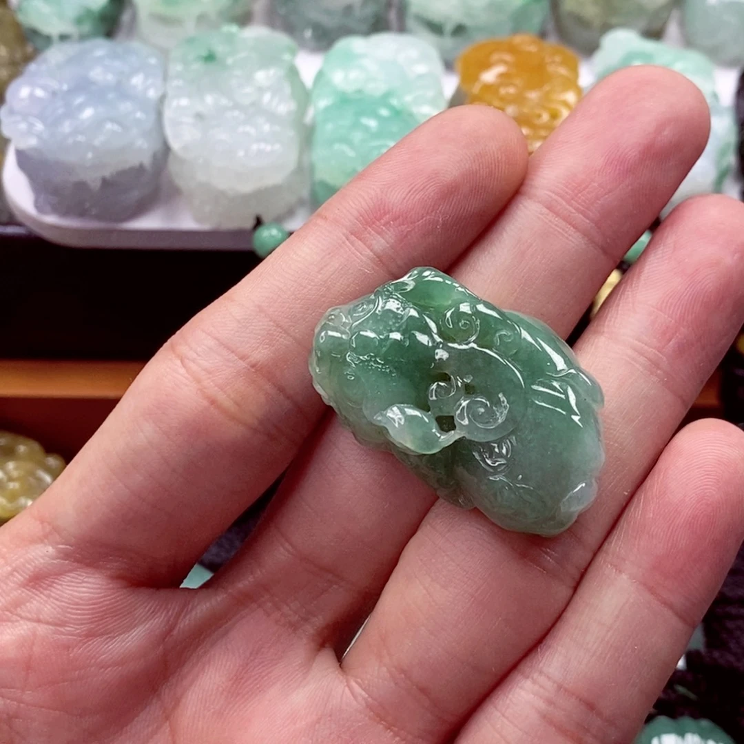 颈饰未镶嵌翡翠翡翠