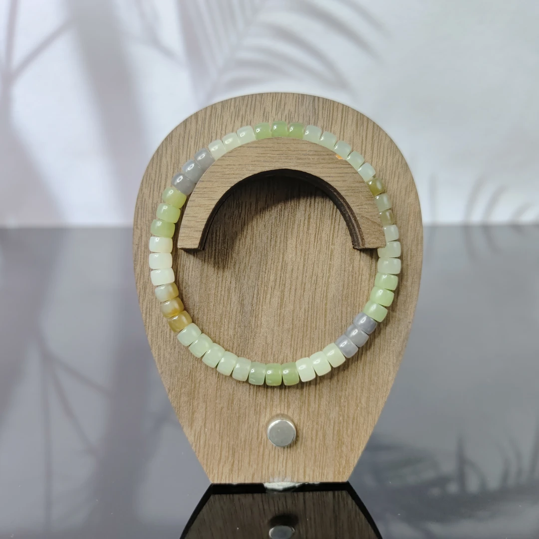 X和田玉多宝直切手串（卡6）2960