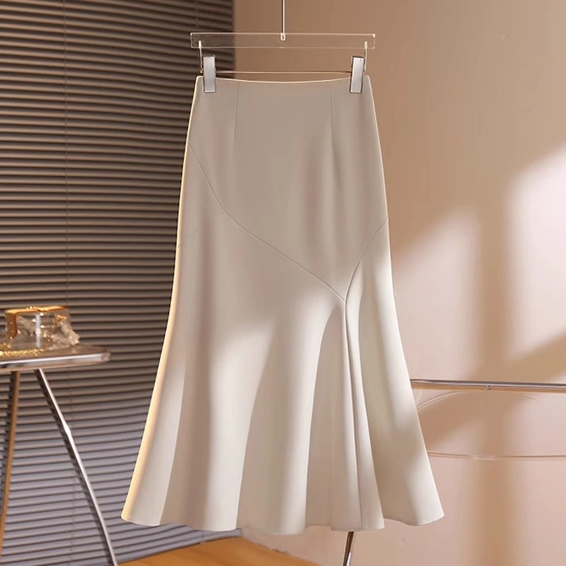 拉夏贝尔设计感鱼尾米白色2025夏季新款半身裙女款爆款2025新款