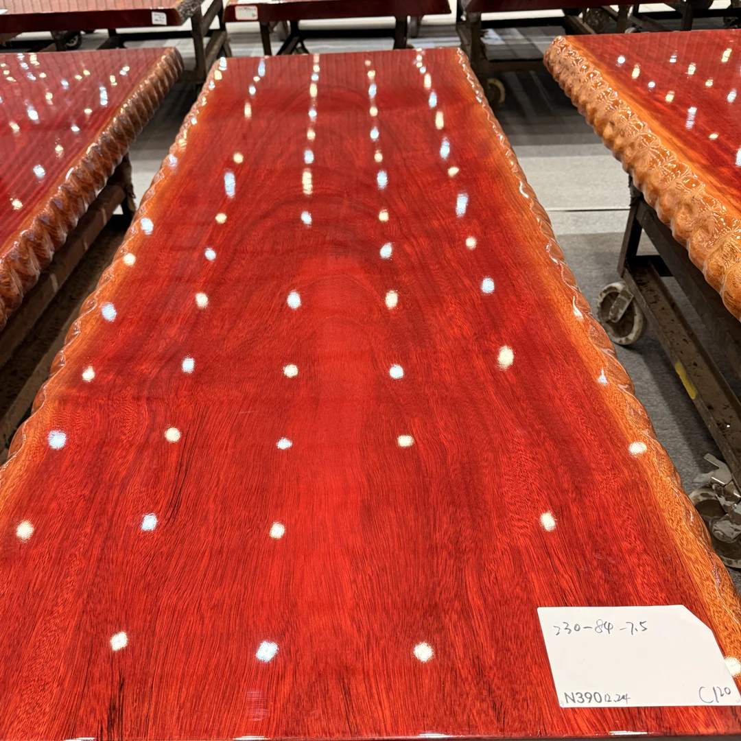 3非洲进口原木实木大板