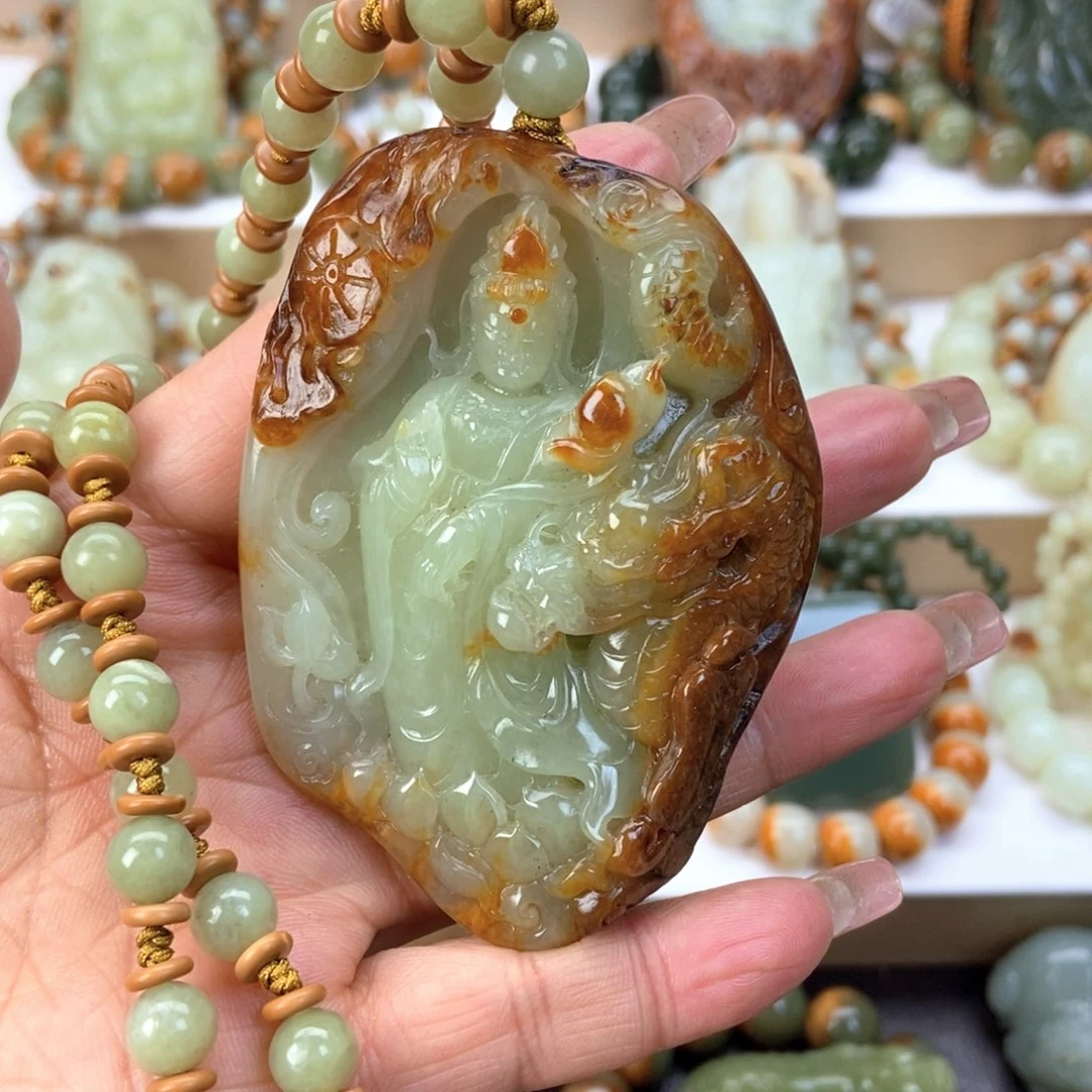 透闪石质玉挂件未镶嵌