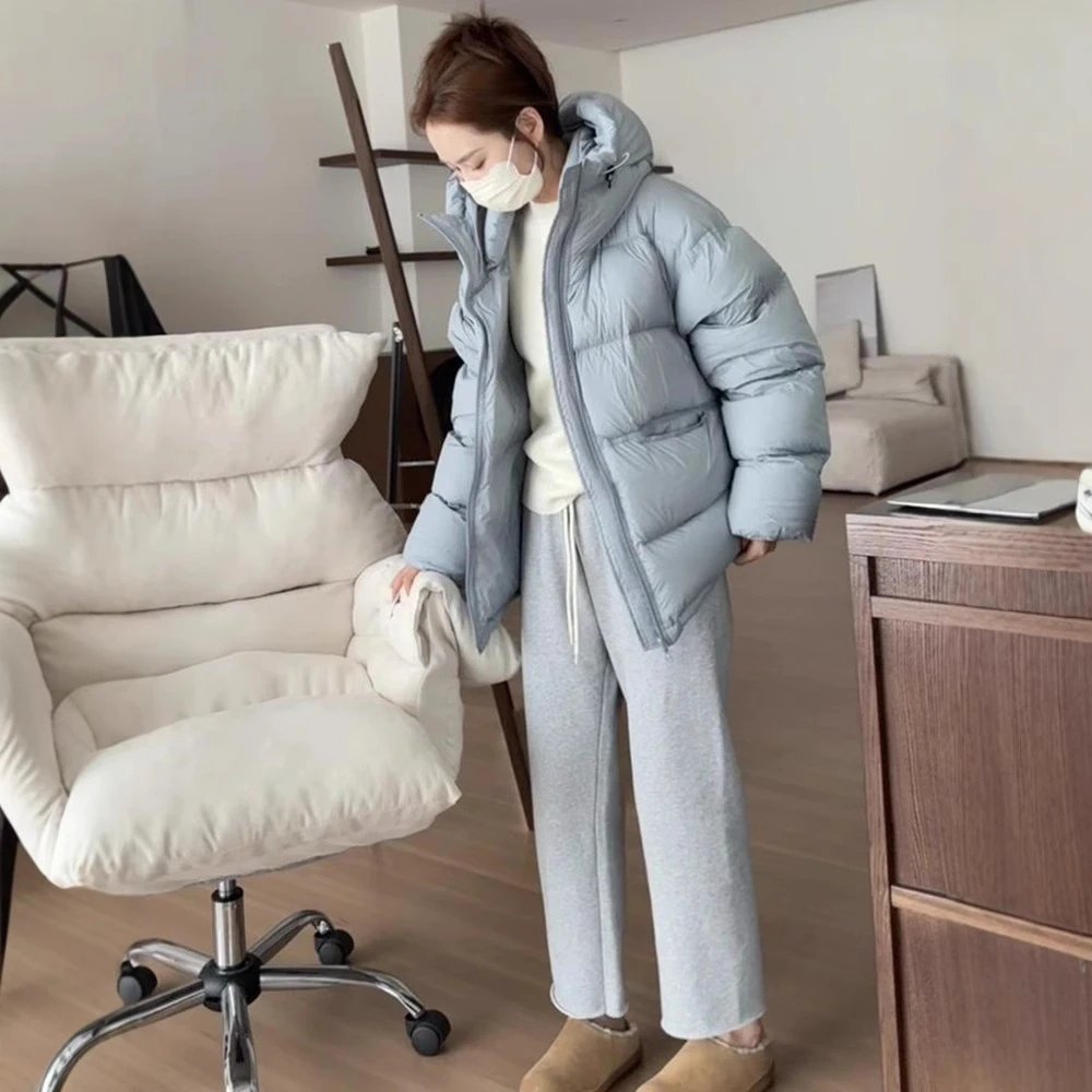 2025韩版连帽羽绒服女冬季新款宽松轻薄小个子保暖白鸭绒面包服