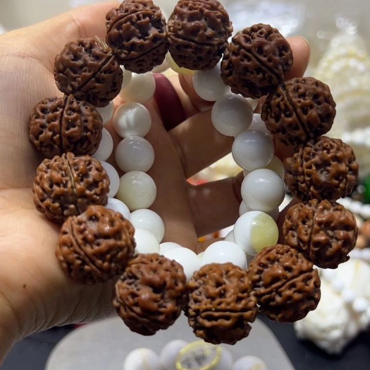 核桃手串/手链1.4带黄全品