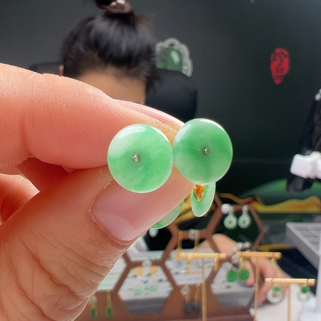 银S925镶嵌翡翠耳饰