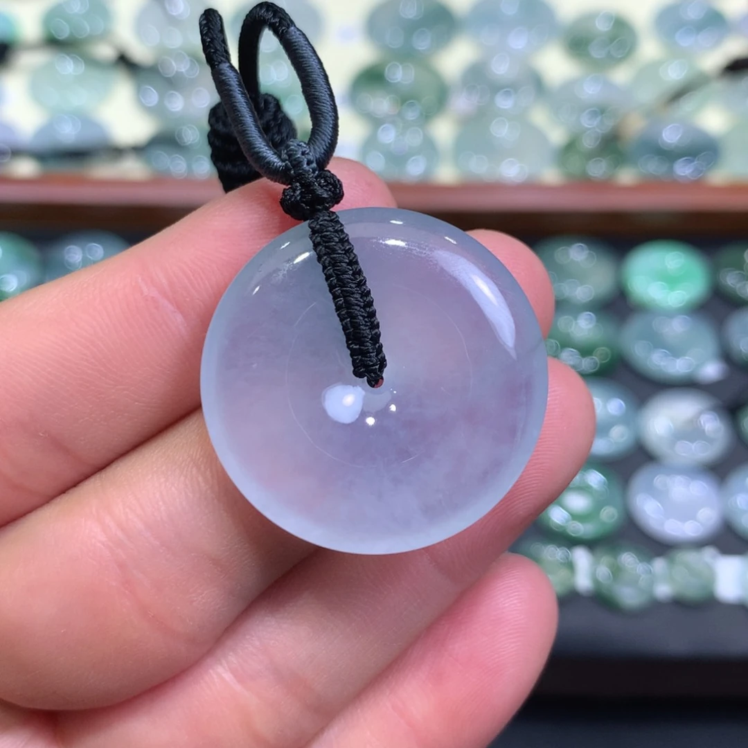 翡翠颈饰未镶嵌帅*哒平安扣