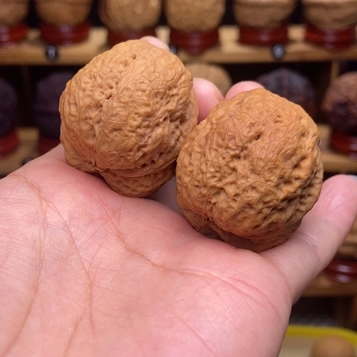 文玩核桃吊坠金蟾王40