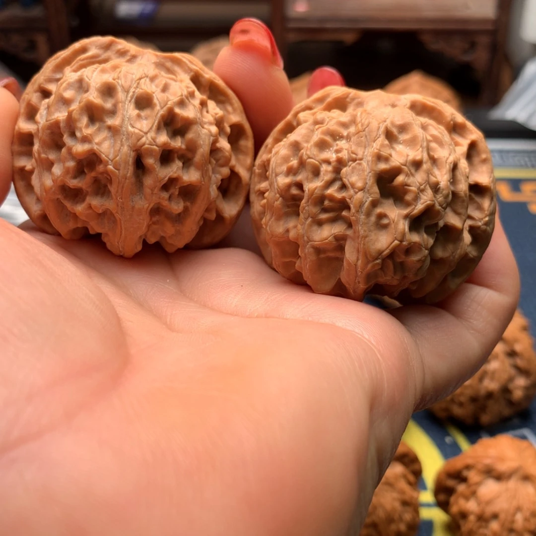 【闪购商品】把件文玩核桃后**士平果44