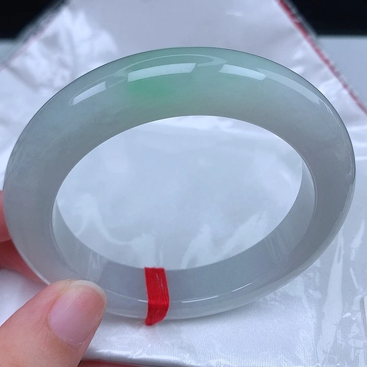 未镶嵌手镯翡翠天然
