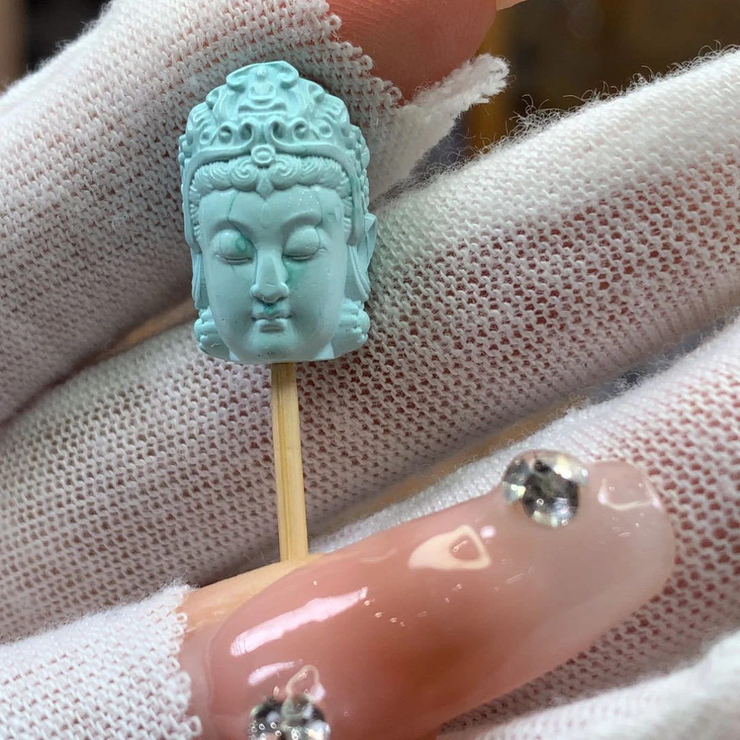 绿松石未镶嵌挂件