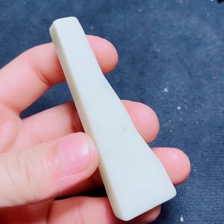 和田玉（糖玉）未镶嵌珠宝奇石