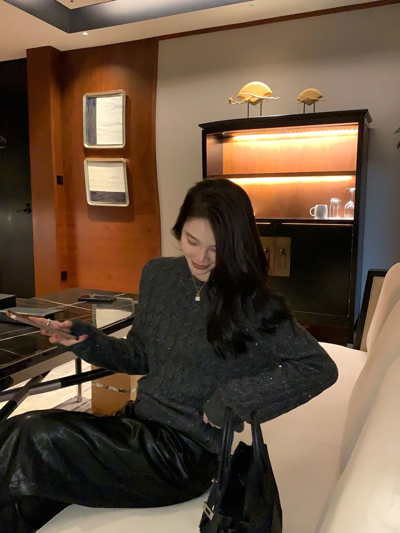 “银闪织衣”羊毛+羊绒+真丝高奢针织打底衫W08198