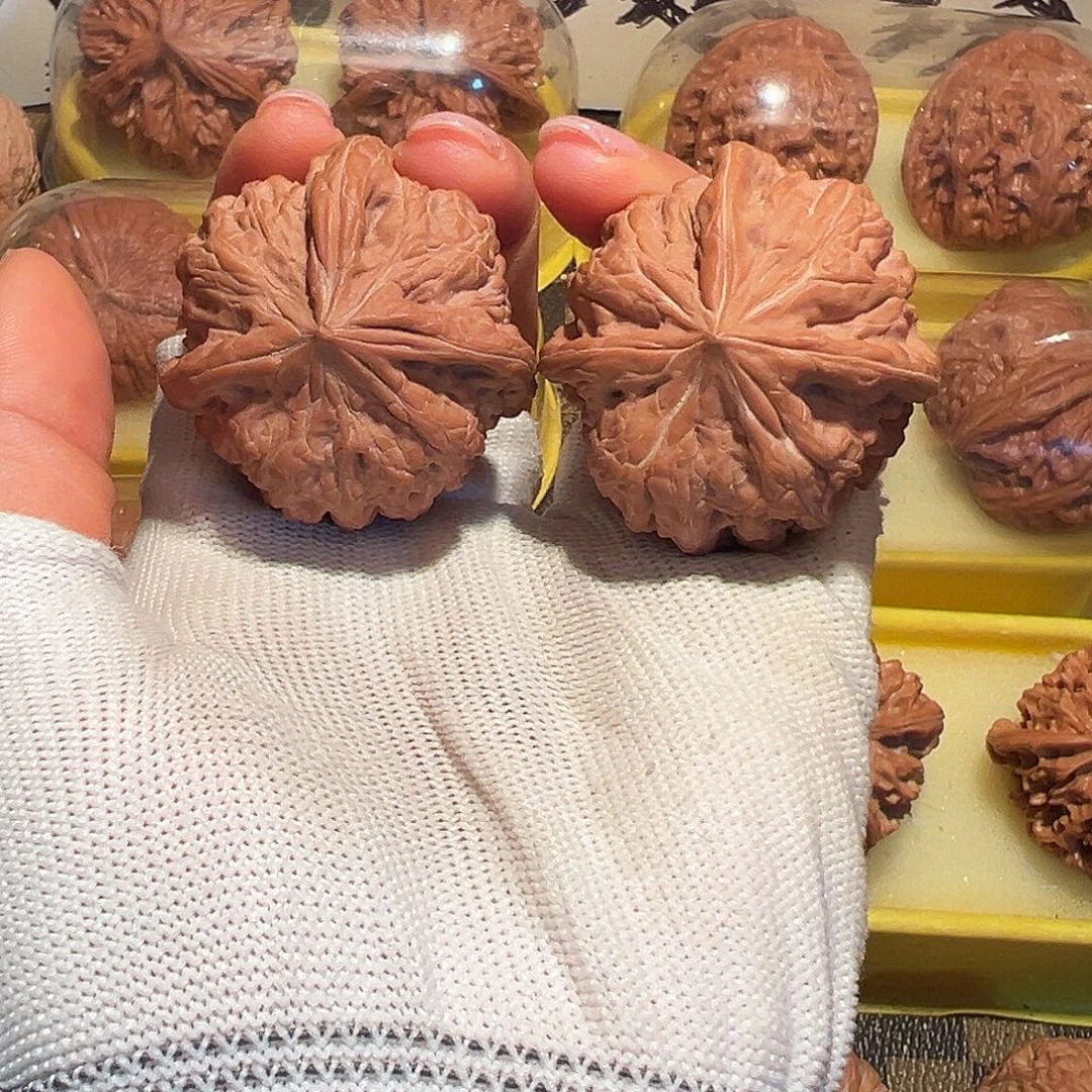 文玩核桃吊坠43全品凹底三棱