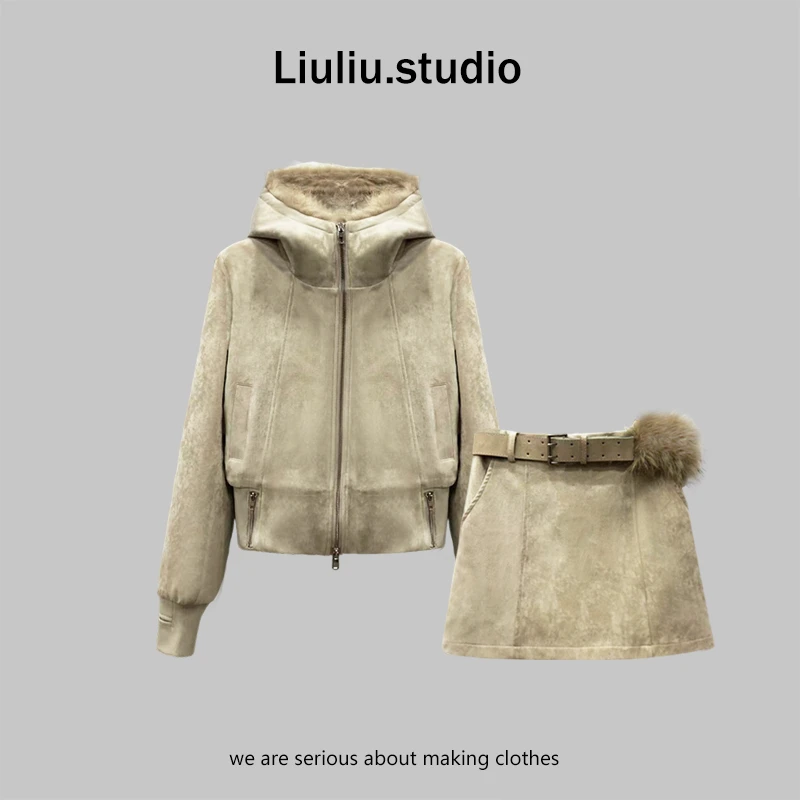 LiuLiu定制【奶杏锁温】设计师皮毛一体保暖外套+显瘦半身裙套装