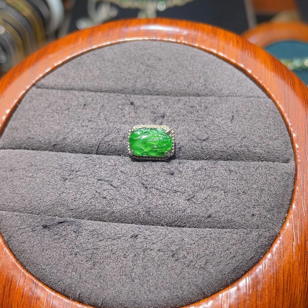 翡翠银S925镶嵌颈饰