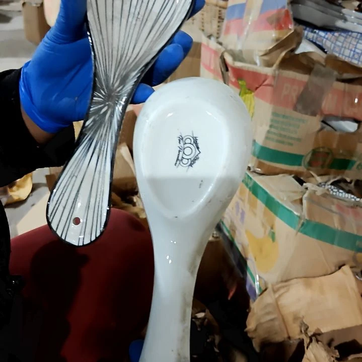 陶瓷盘子碗啥都有