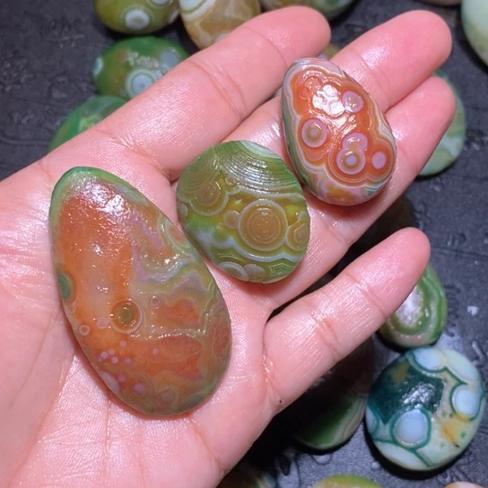 石英质玉珠宝半成品未镶嵌烟*