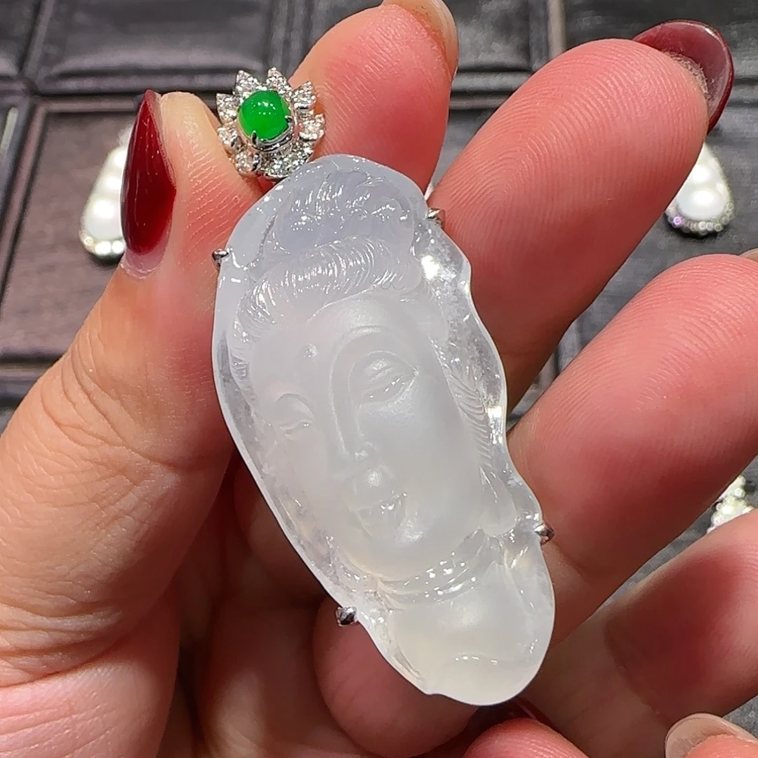 翡翠18K金镶嵌颈饰天然翡翠