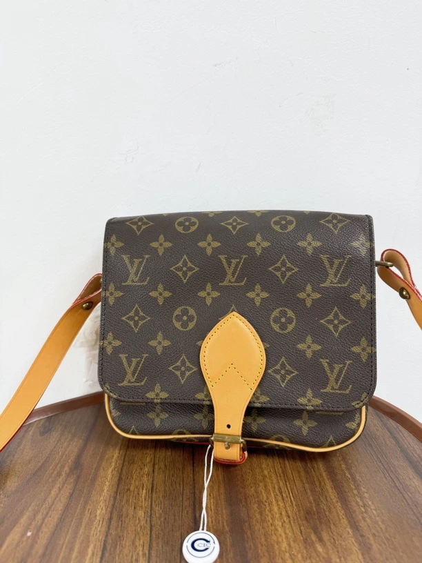 95新 LouisVuitton/路易威登 老花邮差包斜挎包